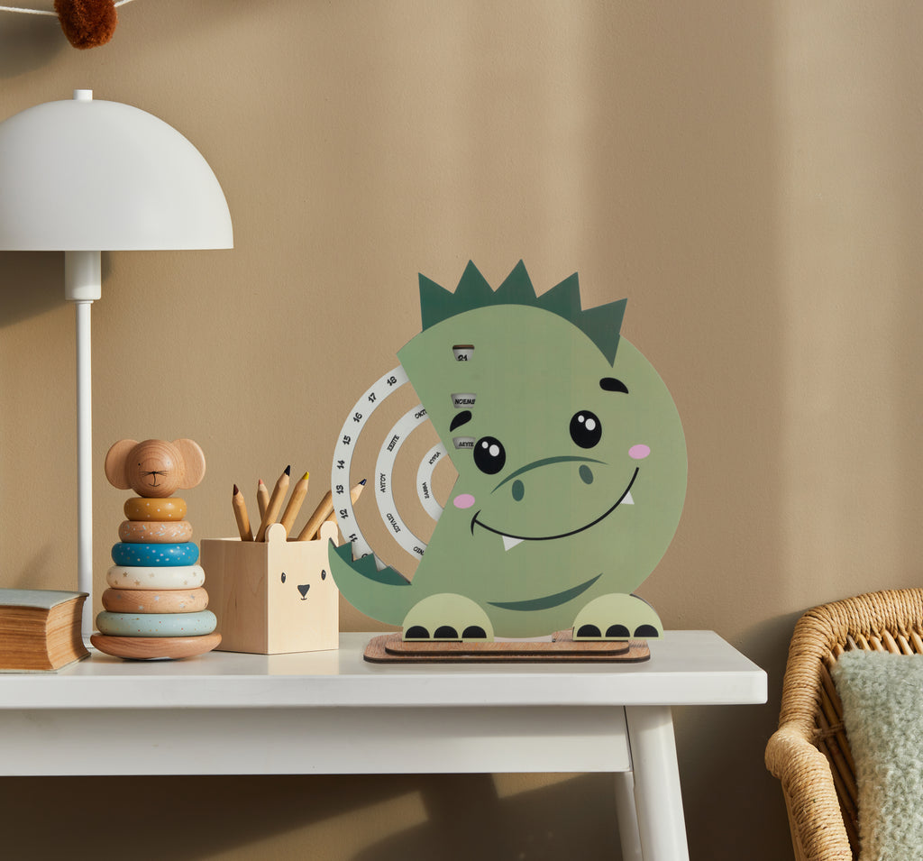 xylino-imerologio-dinosauraki