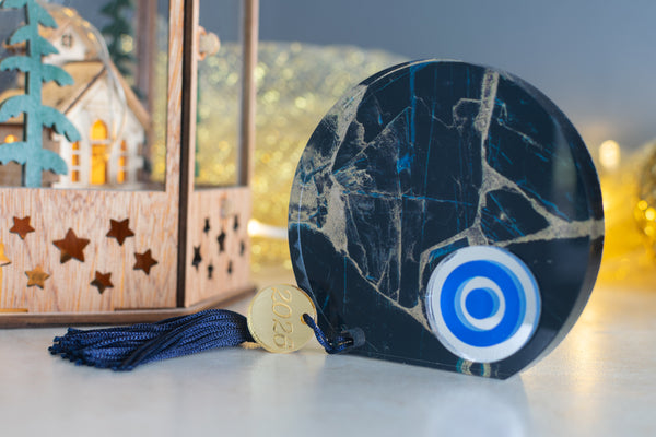 Premium Χριστουγεννιάτικο Γούρι 2026 Στρογγυλό Μάτι STG-7 (Μάρμαρο)