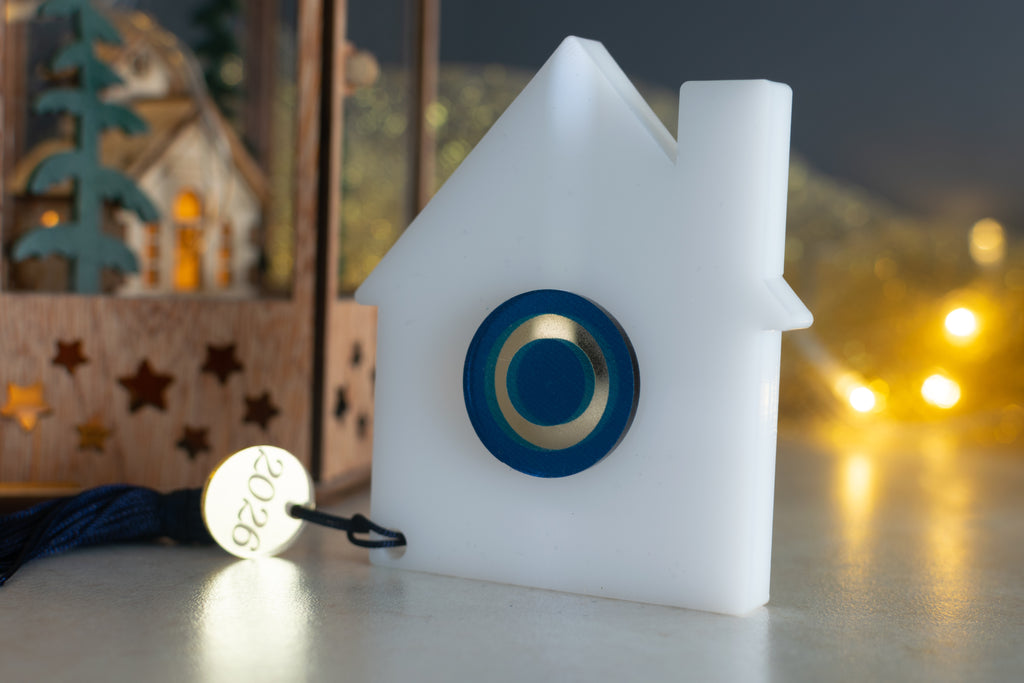 Premium Χριστουγεννιάτικο Γούρι 2026 Σπίτι STG-5 (Λευκό)