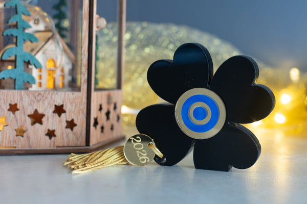 Premium Χριστουγεννιάτικο Γούρι 2026 Τετράφυλλο Τριφύλλι STG-4 (Μαύρο)