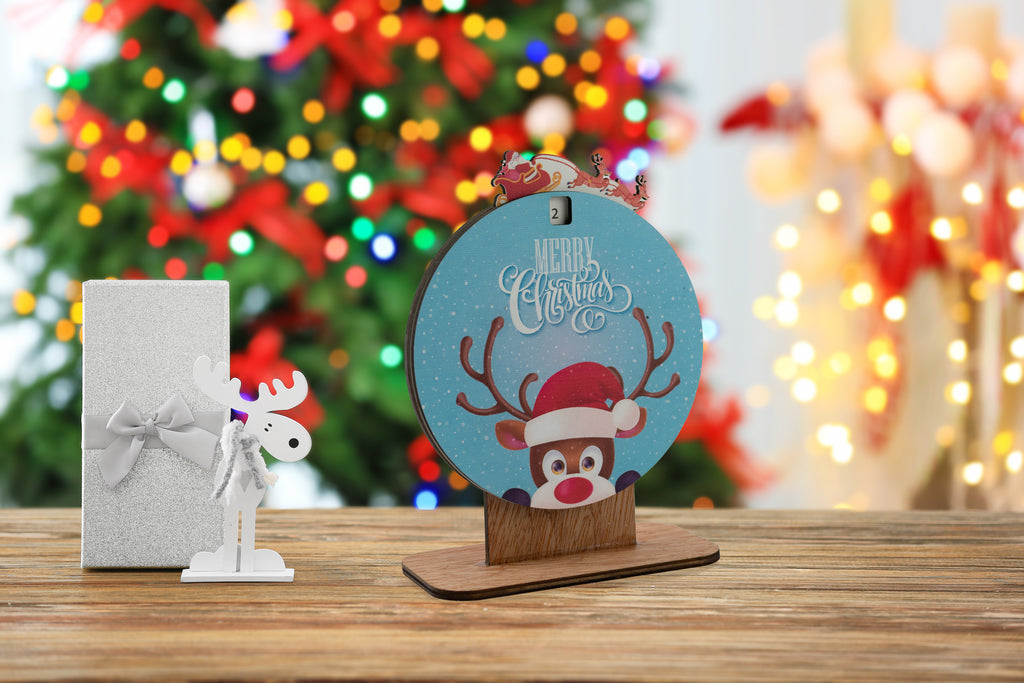 Xylino prosopopoiimeno Christmas Countdown TCD2 me onoma kai frasi – monadiko doro Christougennon gia paidia