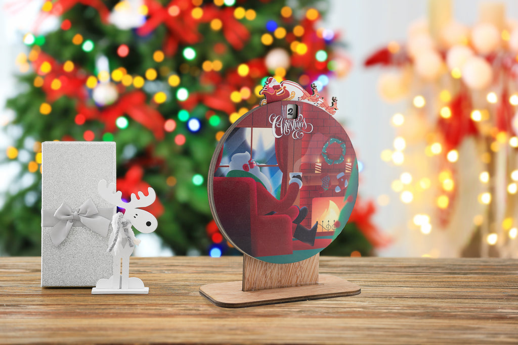 Xylino prosopopoiimeno Christmas Countdown TCD6 me onoma kai frasi – monadiko doro Christougennon gia paidia