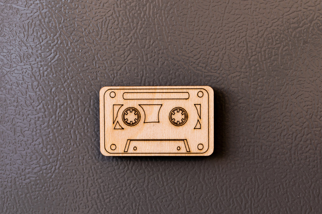 Ξύλινο Μαγνητάκι Retro "Cassete " MR1