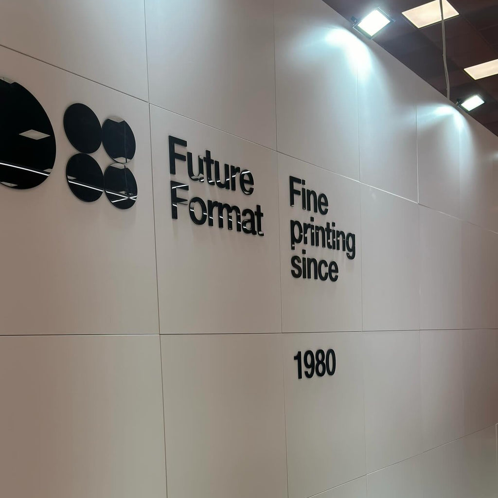 Logo από Plexiglass για το  περίπτερο της Future Format