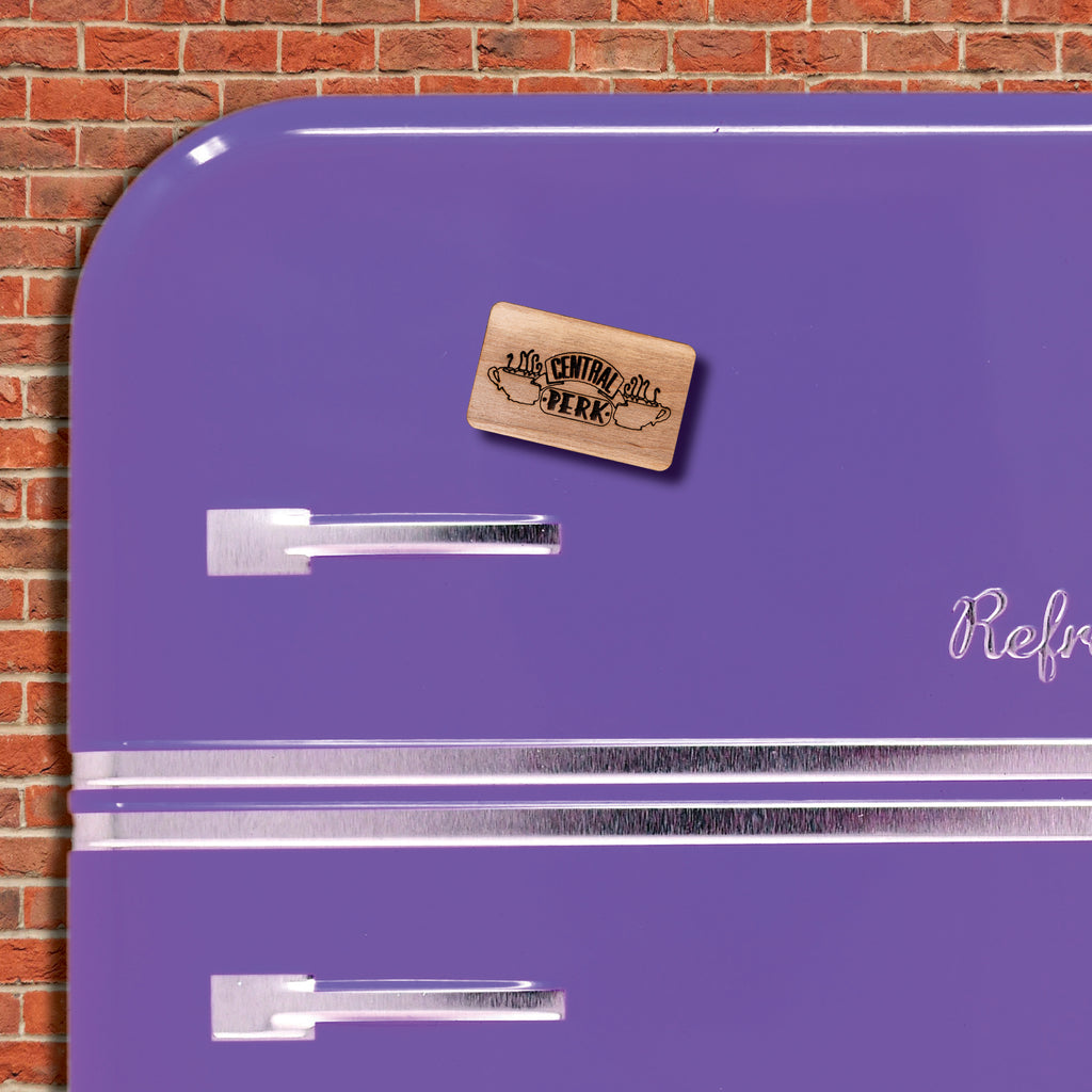 Ξύλινο Μαγνητάκι Friends "Central Perk " FR9