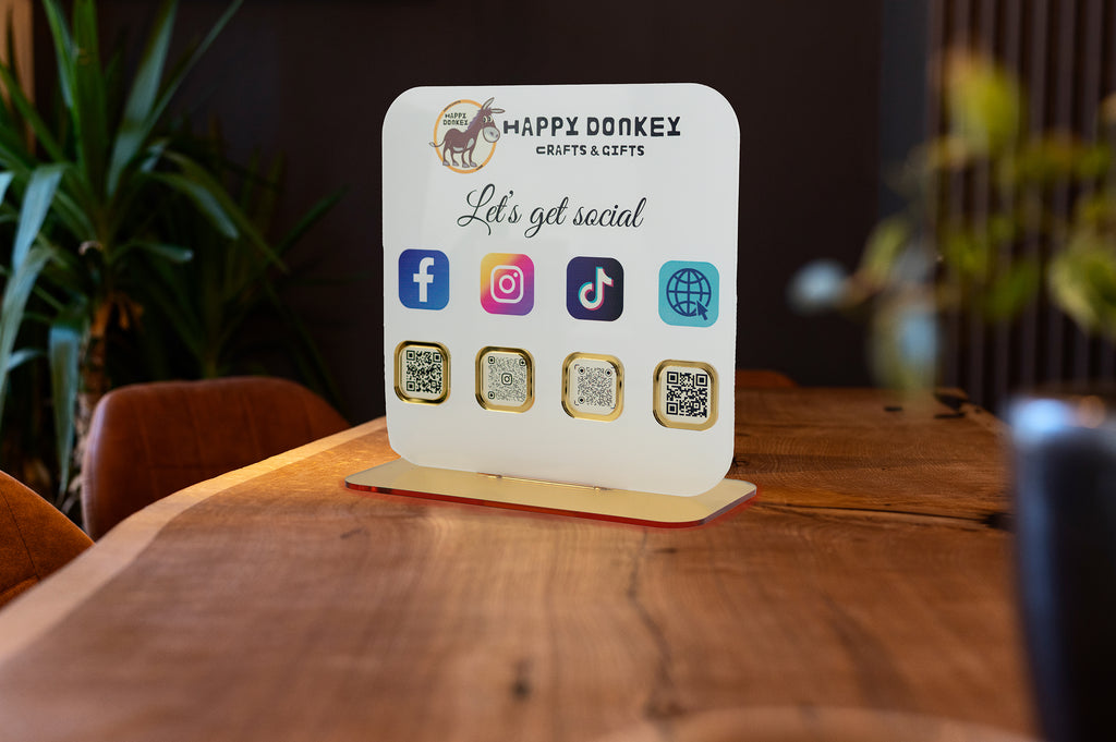 QR Code Stand Social Media – Custom σταντ με το brand σας